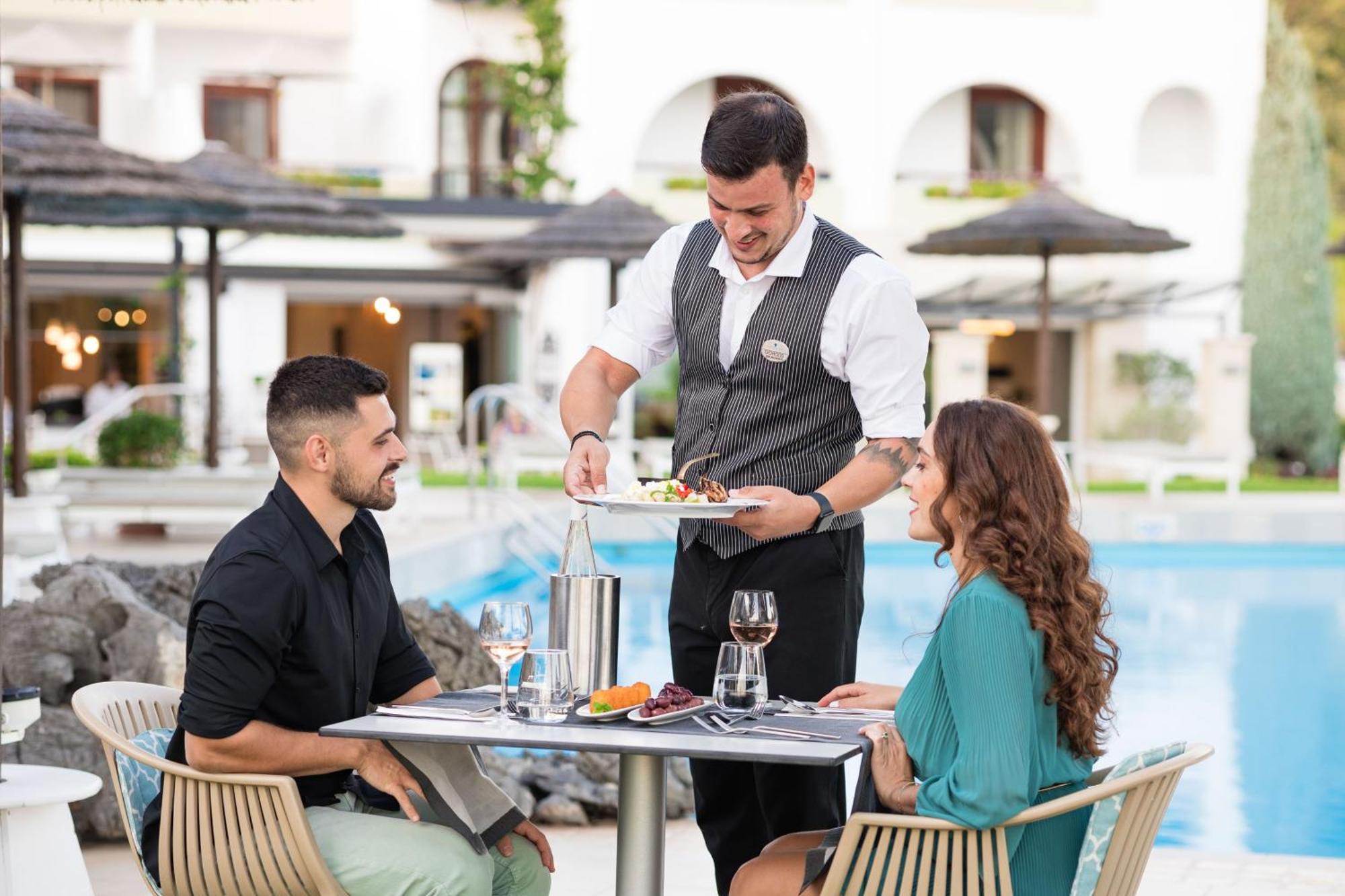 Alianthos Garden Ξενοδοχείο Πλακιάς